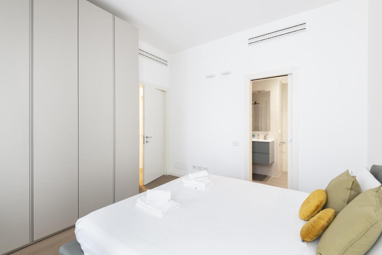 Easylife - Lussuosa Dimora Con Rooftop Condominiale Vista Duomo Милано Екстериор снимка