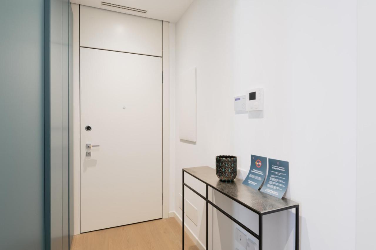 Easylife - Lussuosa Dimora Con Rooftop Condominiale Vista Duomo Милано Екстериор снимка