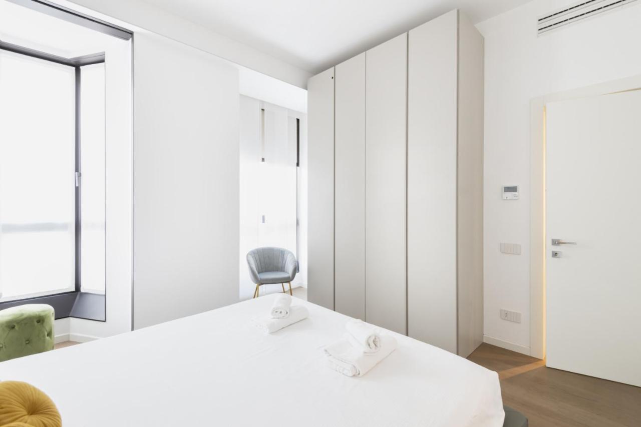 Easylife - Lussuosa Dimora Con Rooftop Condominiale Vista Duomo Милано Екстериор снимка