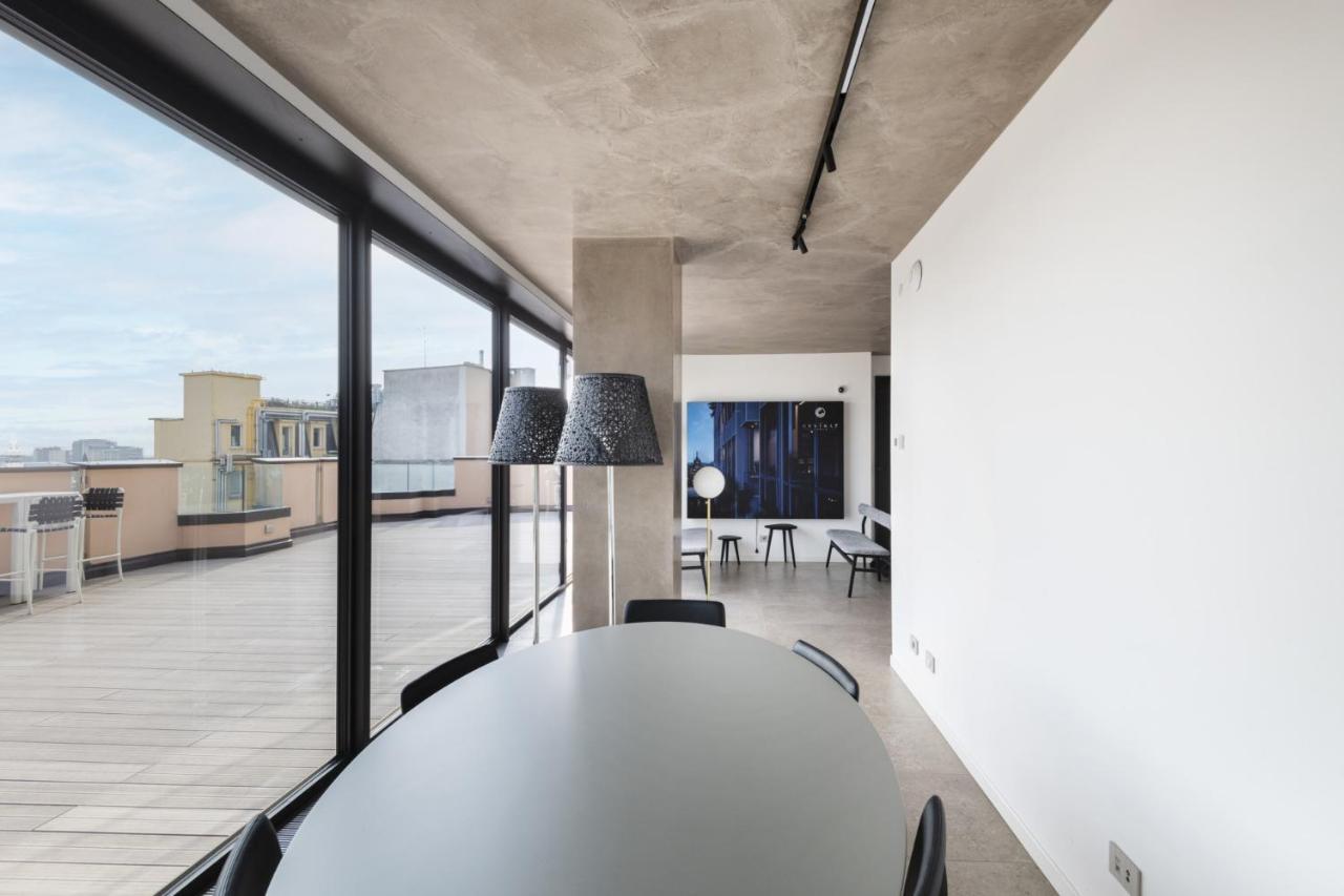 Easylife - Lussuosa Dimora Con Rooftop Condominiale Vista Duomo Милано Екстериор снимка
